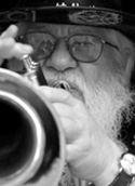  Hermeto Pascoal 